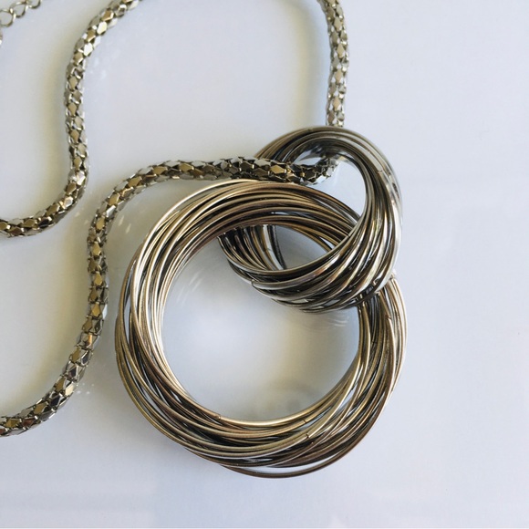 Silver Tone Statement Pendant Necklace Rings Door Knocker 18” - 20 1/2” - Picture 4 of 9